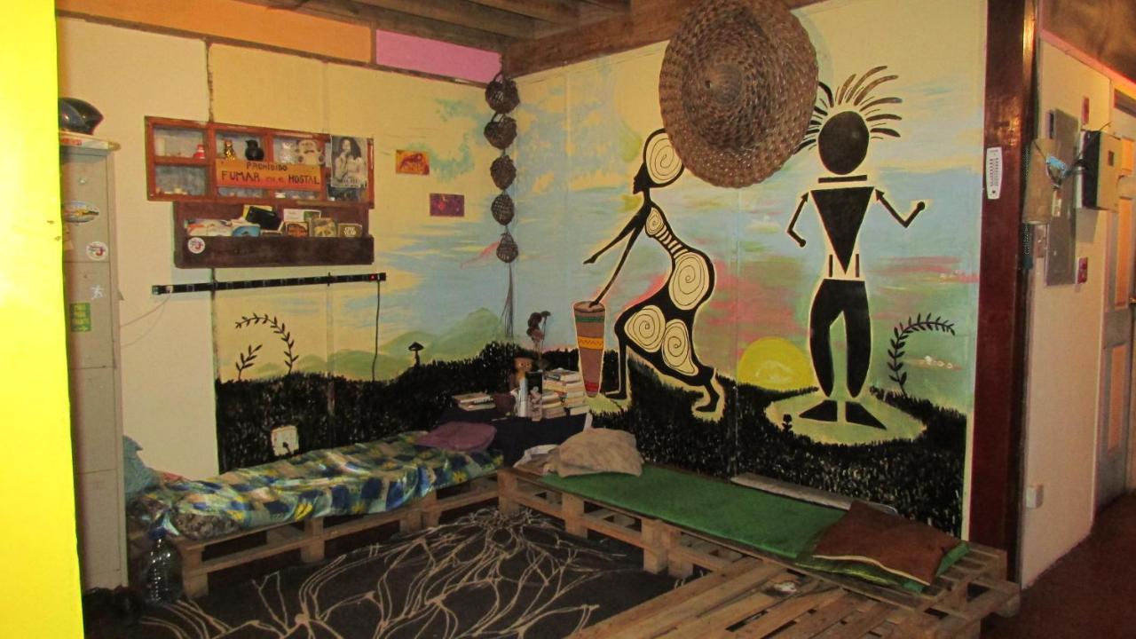 Coconut Hostel Bocas Town Exterior photo